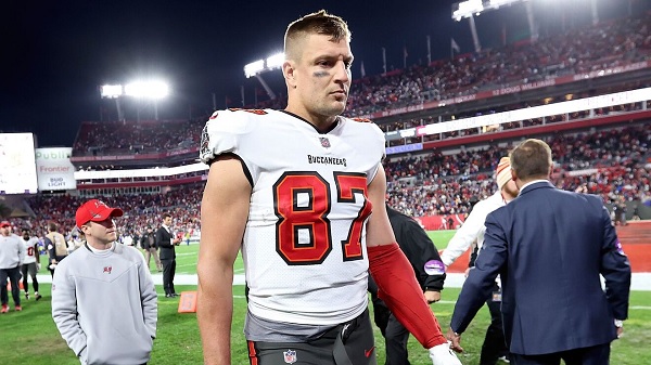 Should Rob Gronkowski Be Considered A Buccaneers Legend?