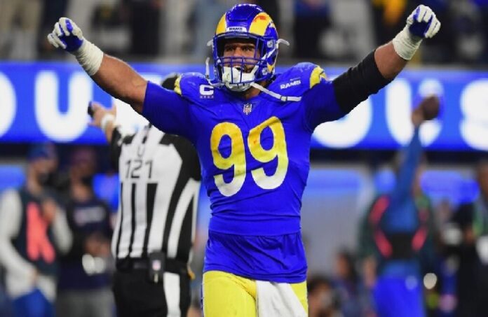 Aaron Donald renews deal with Rams with massive pay raise