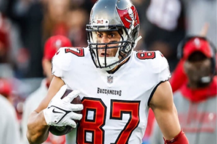 What Rob Gronkowski's Retirement Means For Buccaneers Financially