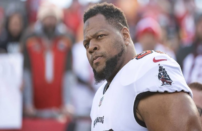 Ndamukong Suh Names 1 Team He Has Interest In