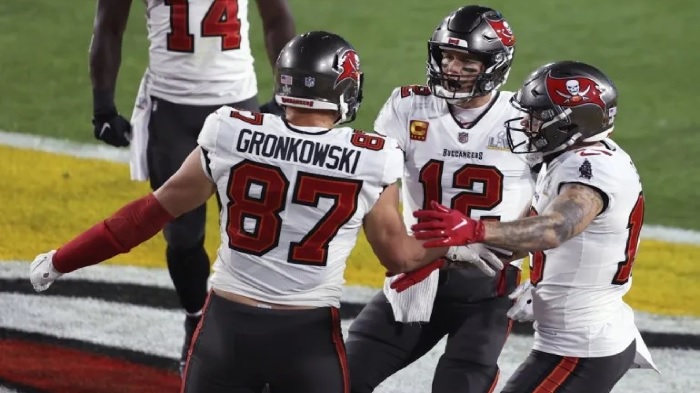 See Where PFF Ranks Bucs Offensive Line