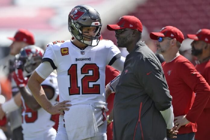 Todd Bowles wants Bucs to stop relying on Tom Brady's 'heroics' in 2022