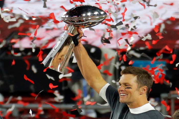 Late NFL Icon Bestowed Huge Honor on Brady That Cemented His Legacy