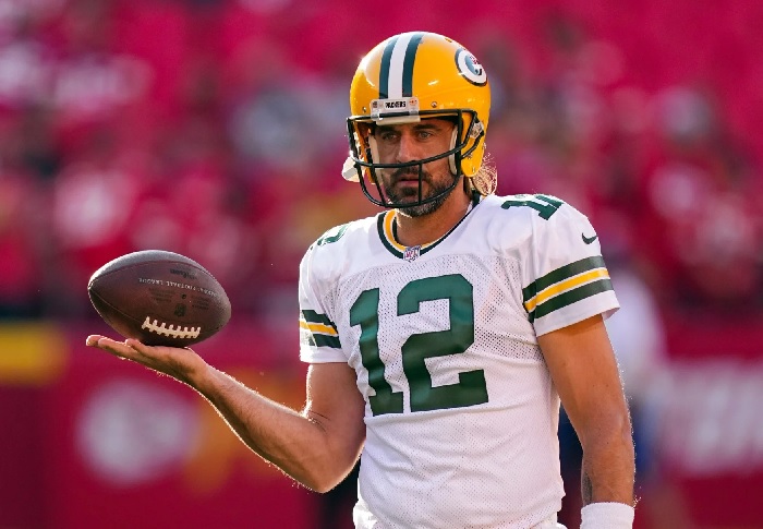 Report: Packers, Jets getting closer on Rodgers trade