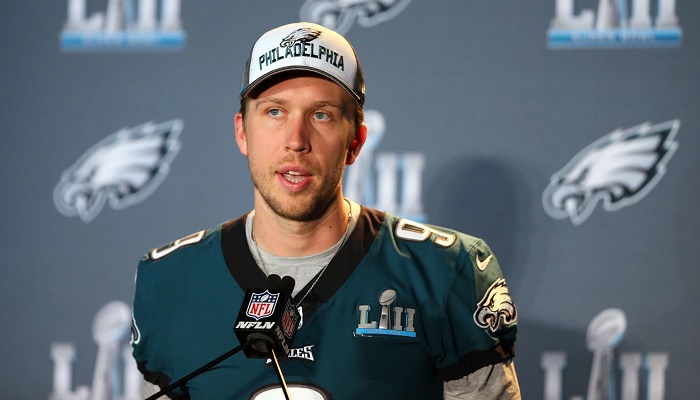 Former Steelers Player Brings Up A Very Attractive Reason To Bring Nick Foles In As QB3