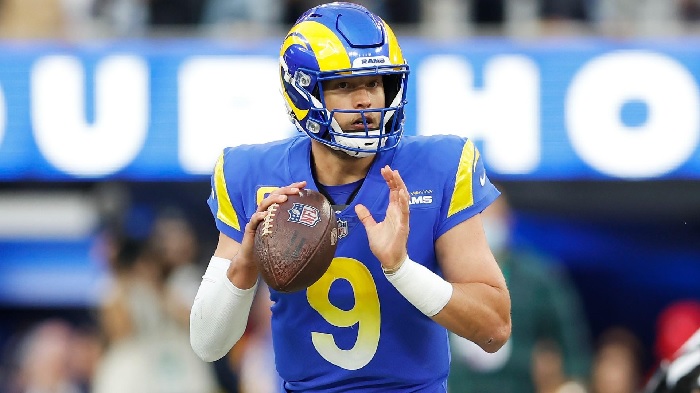 Healthy QB making 'night and day' difference for Rams