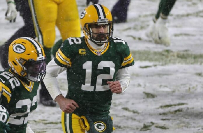 Packers give Aaron Rodgers old locker to the worst possible player